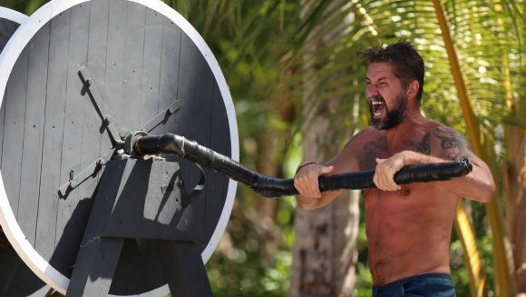 Radu, cel mai recent eliminat de la “Exatlon”, asteptat cu emotii de fiica sa, Alina! “Am stat cu sufletul la gura sa aflu verdictul!” Iata care a fost prima reactie a tinerei dupa eliminarea tatalui ei!