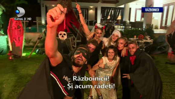 Exatlon Romania 9 noiembrie: Razboinicii au castigat mini game-ul! Uite cum s-au costumat si cat de tare s-au distrat la petrecerea de Halloween